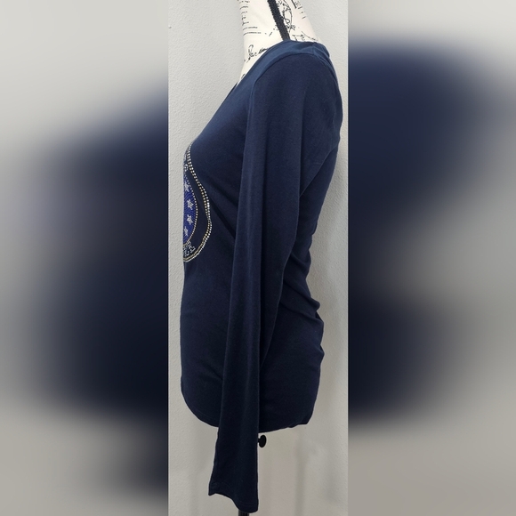 Old Navy Perfect Fitted V-Neck Long Sleeve Air Force Rhinestones Tee Sz MED NWT - Picture 3 of 12